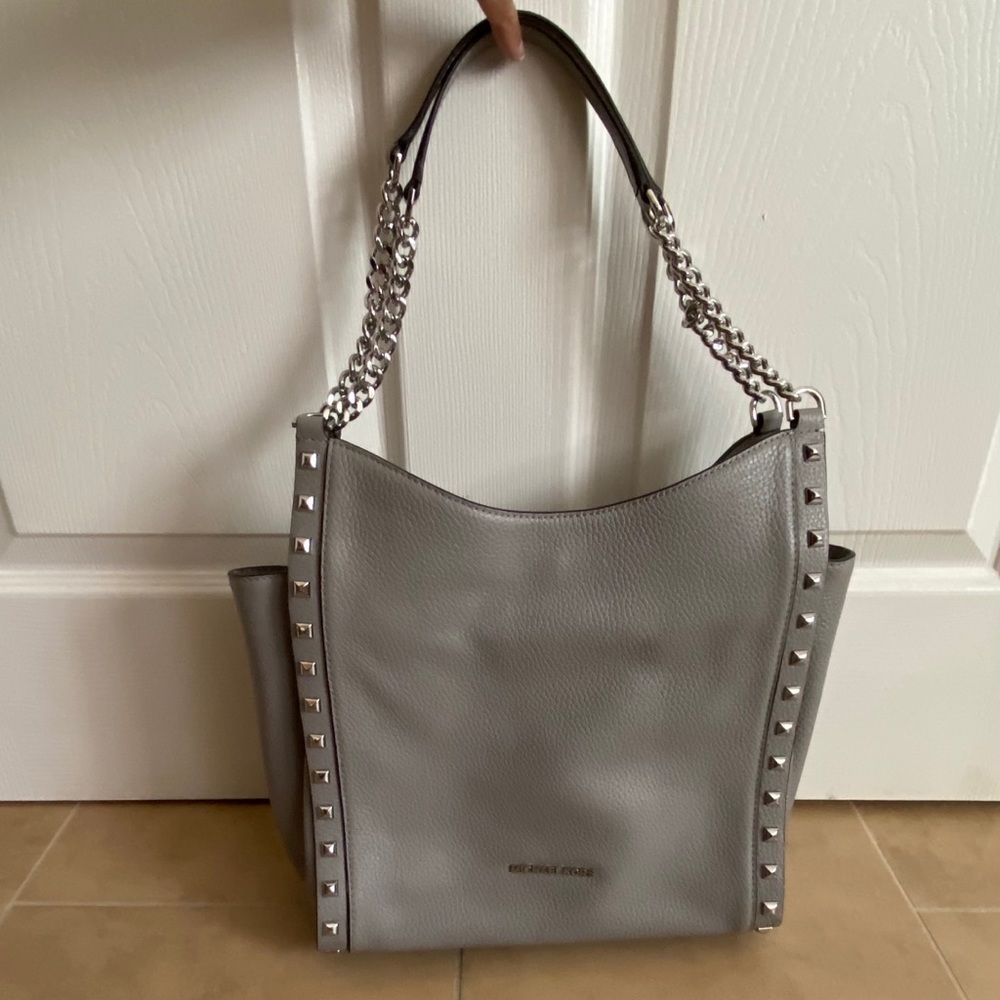 New Michael Kors Newbury Ash Grey Chain Tote